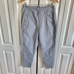 Athleta Trekkie North pull on joggers